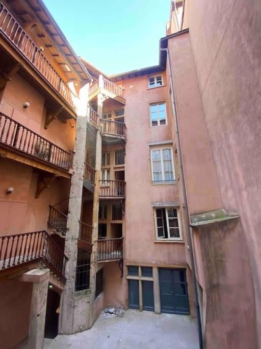 Old Town - Vieux Lyon -50 M2 Flat Apartment Luaran gambar